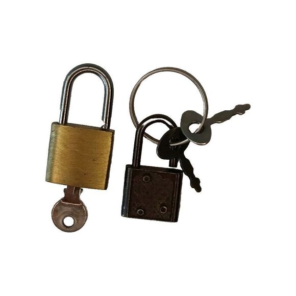 Lot Of Six 6 Vintage Padlocks With Keys Yale, Master, Power Plus Working Locks - Picture 3 of 5